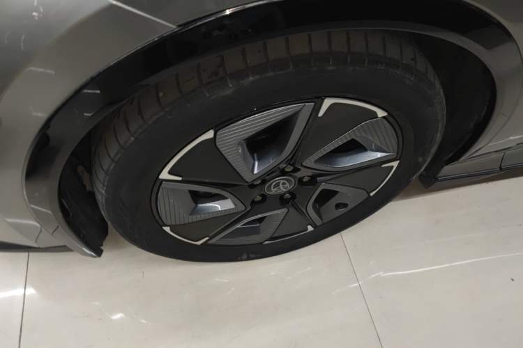 Used Toyota bZ3 2023 616 km Long-Range PRO Exterior 7