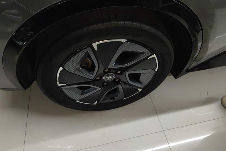 Used Toyota bZ3 2023 616 km Long-Range PRO Exterior 8