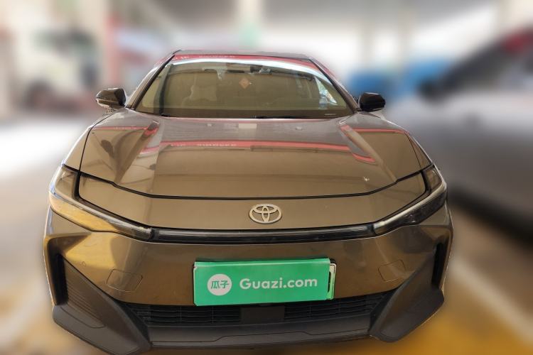 Used Toyota bZ3 2023 616 km Long-Range PRO Front