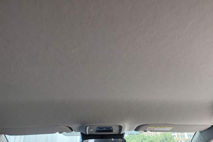 Used Toyota bZ3 2023 517 km Elite PRO Headliner