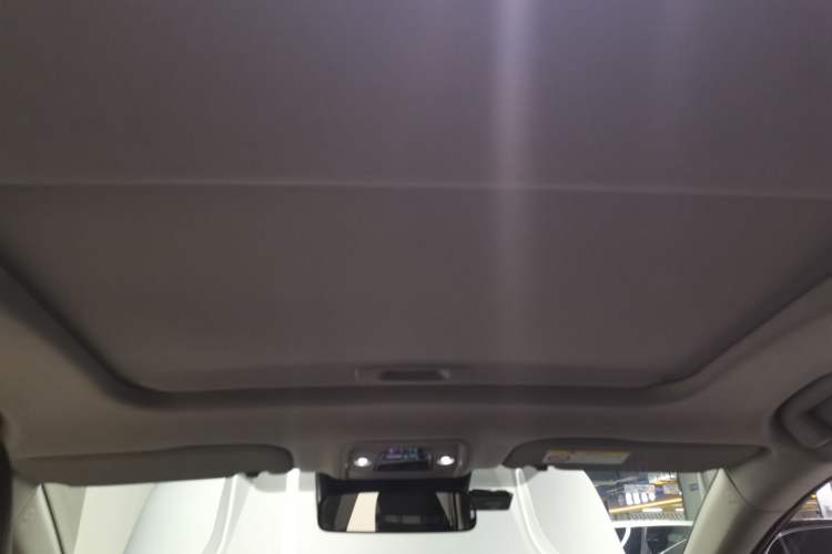 Used Toyota bZ3 2023 517 km Elite PRO Headliner