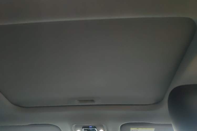 Used Toyota bZ3 2023 616 km Long-Range PRO Headliner