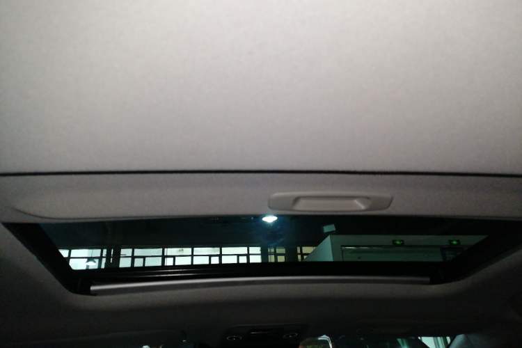Used Toyota bZ3 2023 517 km Elite PRO Headliner