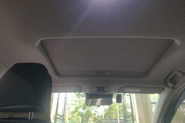 Used Toyota bZ3 2023 616 km Long-Range PRO Headliner
