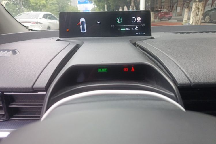 Used Toyota bZ3 2023 517 km Elite PRO Instrument Cluster