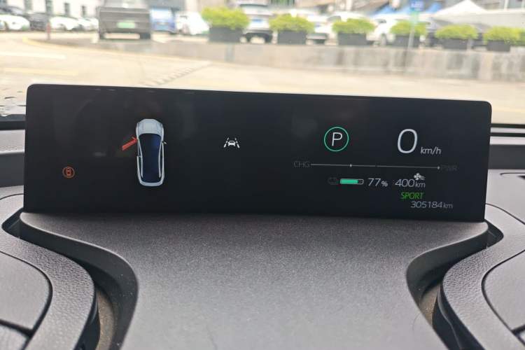 Used Toyota bZ3 2023 517 km Elite PRO Instrument Cluster