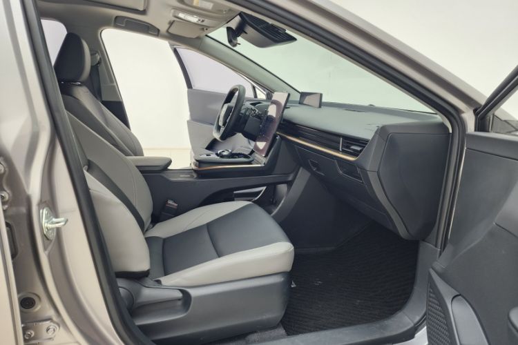 Used Toyota bZ3 2023 517 km Elite PRO Interior 10