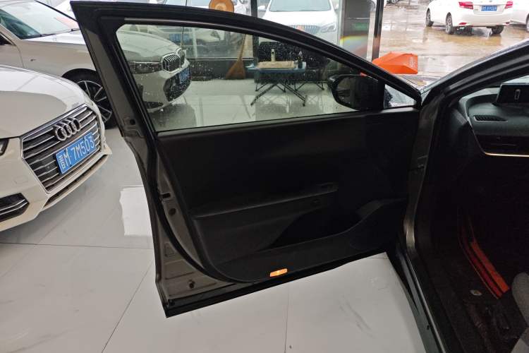 Used Toyota bZ3 2023 517 km Elite PRO Interior 7