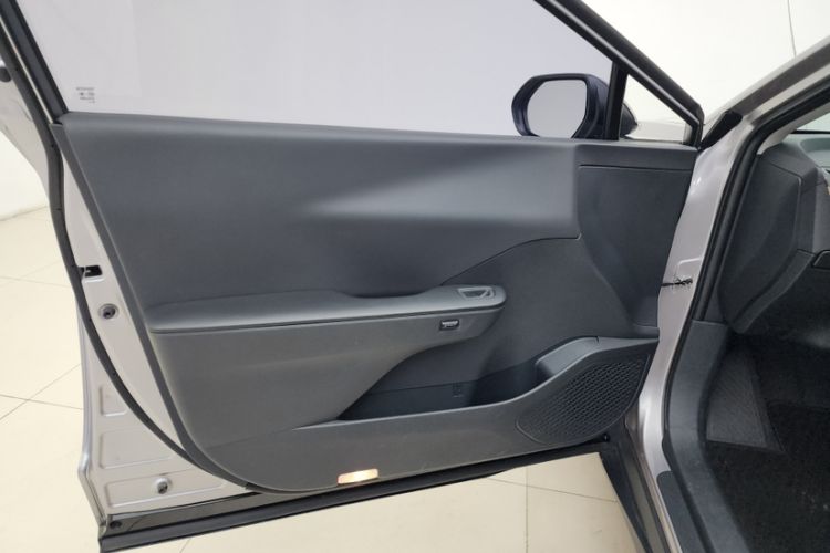 Used Toyota bZ3 2023 517 km Elite PRO Interior 8