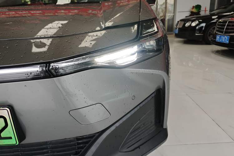 Used Toyota bZ3 2023 517 km Elite PRO Left Front Headlight