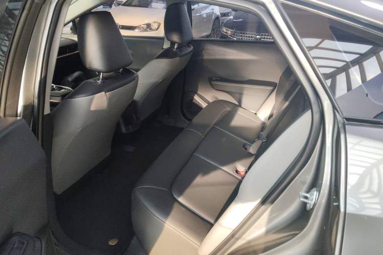 Used Toyota bZ3 2023 616 km Long-Range PRO Left Rear Seat