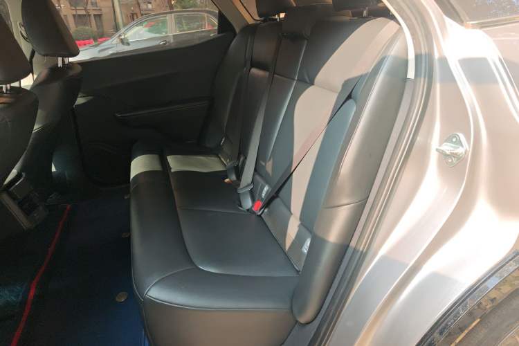 Used Toyota bZ3 2023 517 km Elite PRO Left Rear Seat