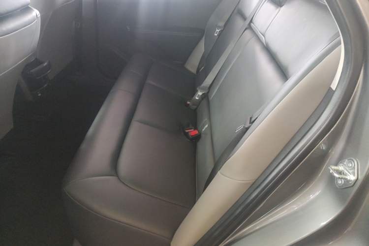Used Toyota bZ3 2023 616 km Long-Range PRO Left Rear Seat