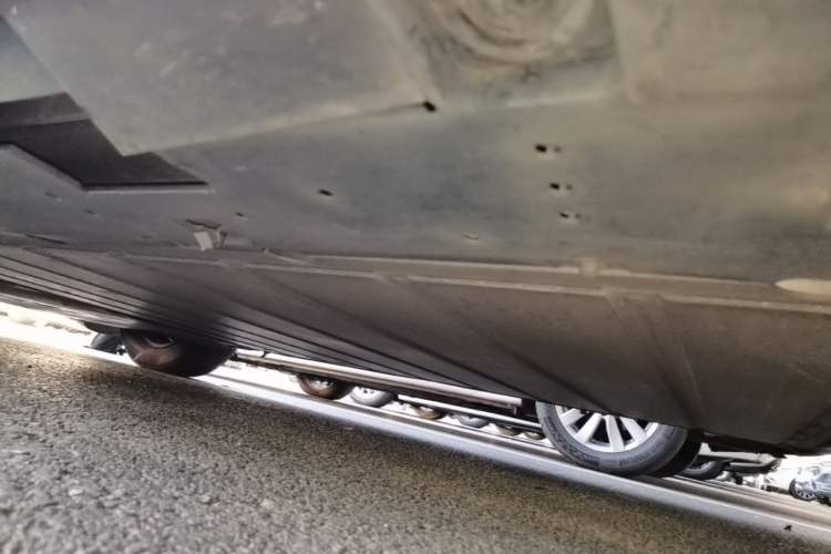 Used Toyota bZ3 2023 517 km Elite PRO Left Side Sill