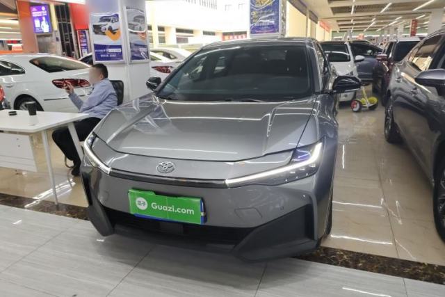 Used Toyota bZ3 2023 616 km Long-Range PRO