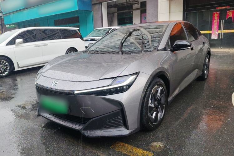 Used Toyota bZ3 2023 616 km Long-Range PRO Guazi used car, China used car export, Used car for sale, Used  cars, Cheapest cars for sale