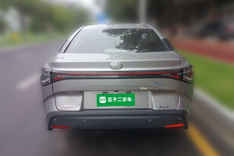 Used Toyota bZ3 2023 517 km Elite PRO Rear