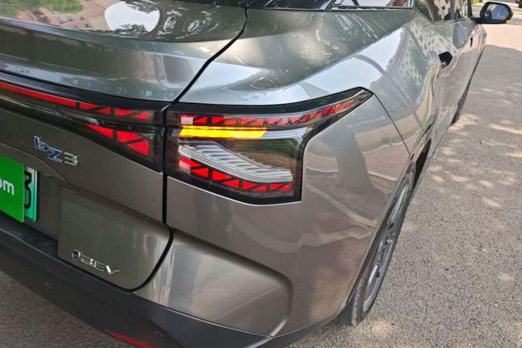 Used Toyota bZ3 2023 517 km Elite PRO Right Rear Taillight