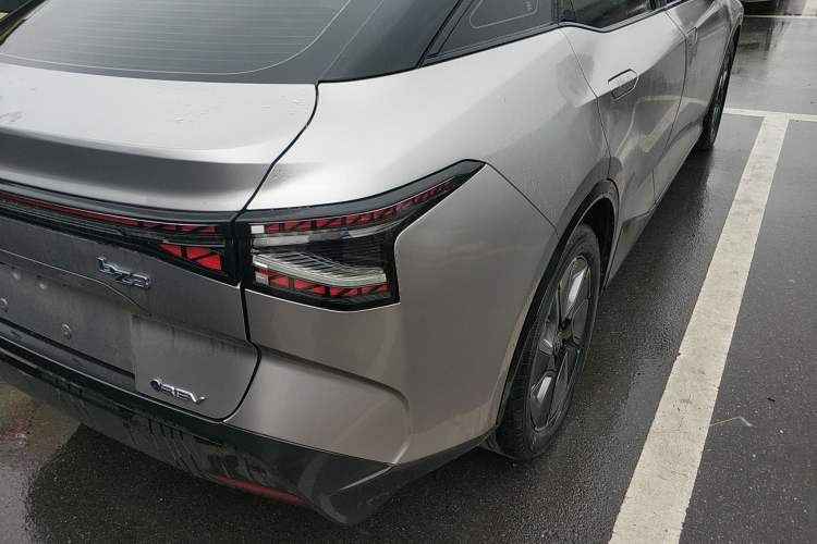 Used Toyota bZ3 2023 517 km Elite PRO Right Rear Taillight