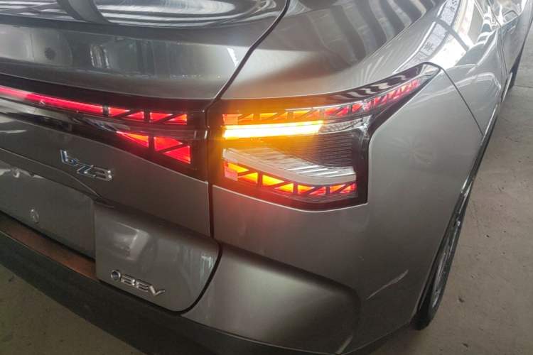 Used Toyota bZ3 2023 616 km Long-Range PRO Right Rear Taillight