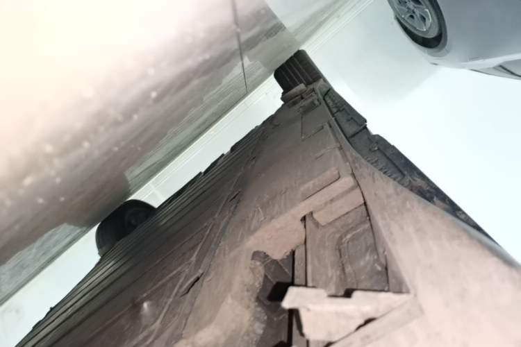 Used Toyota bZ3 2023 517 km Elite PRO Right Side Sill