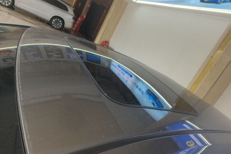 Used Toyota bZ3 2023 616 km Long-Range PRO Roof