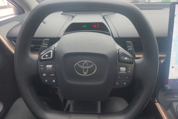 Used Toyota bZ3 2023 517 km Elite PRO Steering Wheel