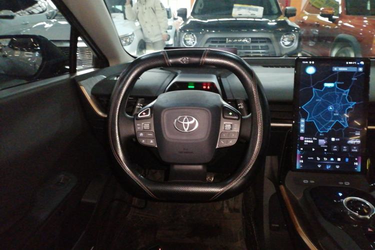 Used Toyota bZ3 2023 517 km Elite PRO Steering Wheel