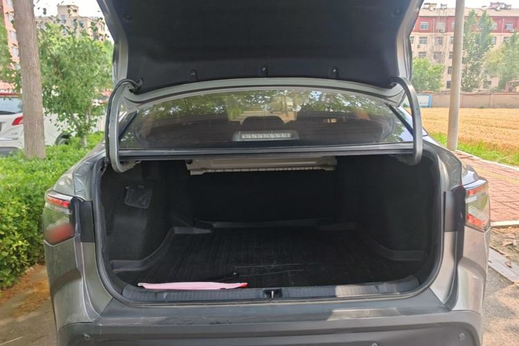 Used Toyota bZ3 2023 517 km Elite PRO Trunk