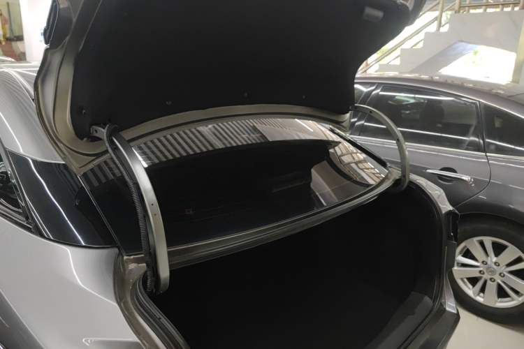 Used Toyota bZ3 2023 616 km Long-Range PRO Trunk
