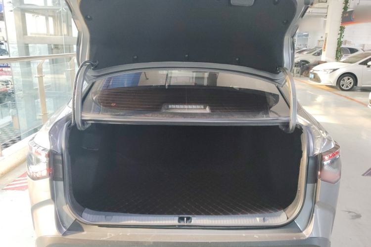Used Toyota bZ3 2023 616 km Long-Range PRO Trunk