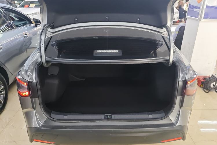 Used Toyota bZ3 2023 616 km Long-Range PRO Trunk