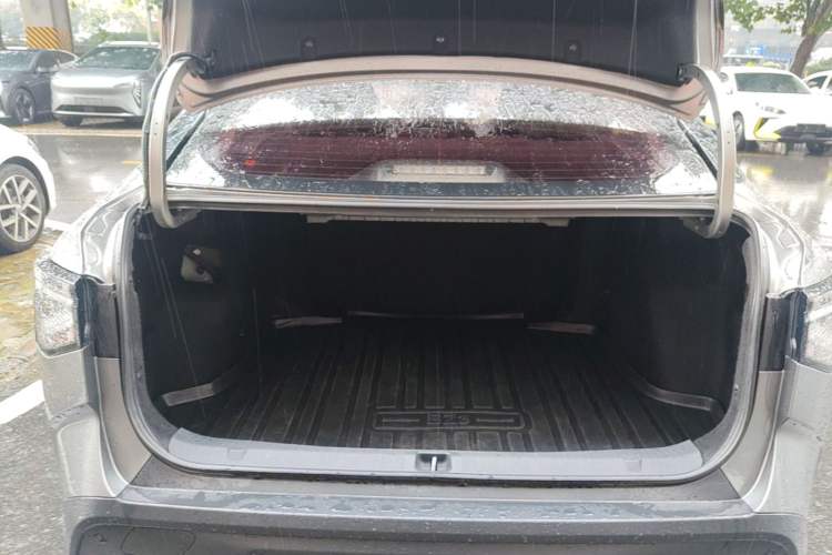 Used Toyota bZ3 2023 616 km Long-Range PRO Trunk