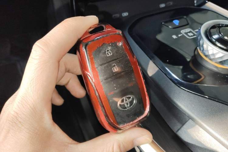 Used Toyota bZ3 2023 616 km Long-Range PRO Vehicle Key