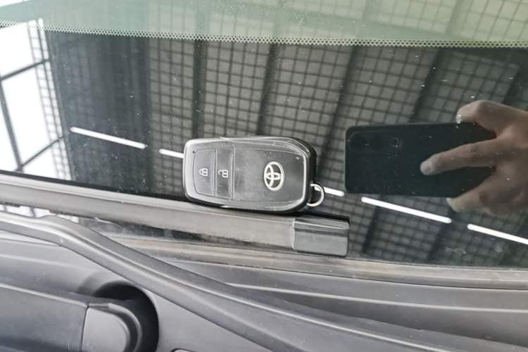 Used Toyota bZ3 2023 517 km Elite PRO Vehicle Key
