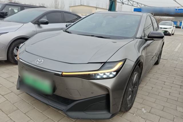 Used Toyota bZ3 2023 616 km Long-Range PRO