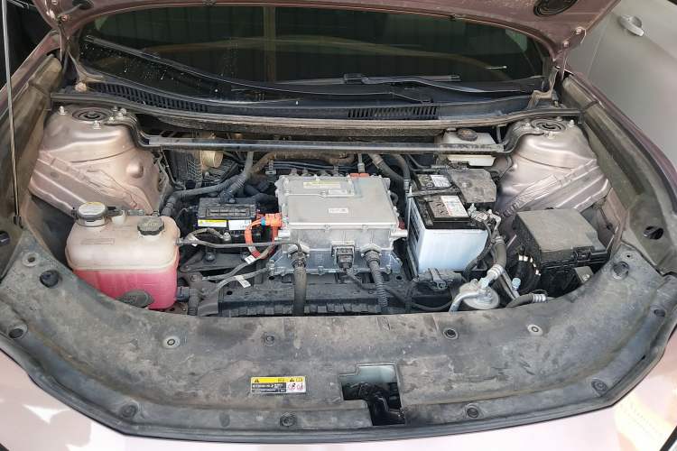Used Toyota bZ3 2023 616 km Long-Range Premium Engine Bay