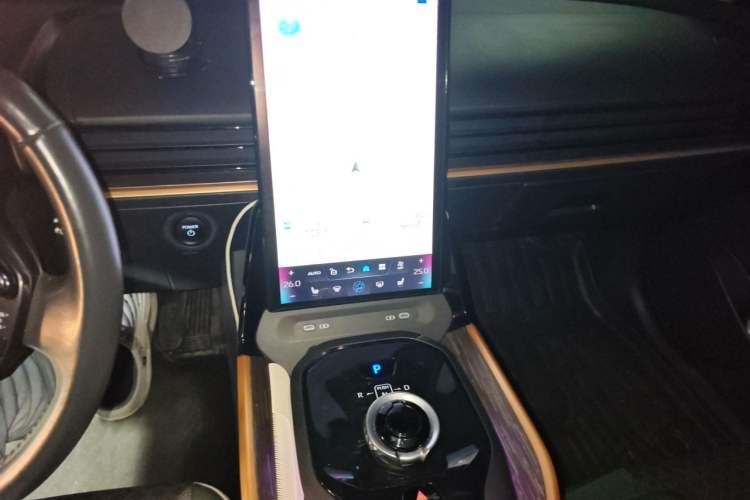 Used Toyota bZ3 2023 616 km Long-Range Premium Audio And AC Panel