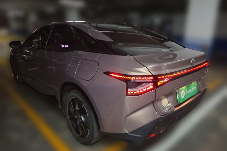 Used Toyota bZ3 2023 616 km Long-Range Premium Rear Left 45 Deg