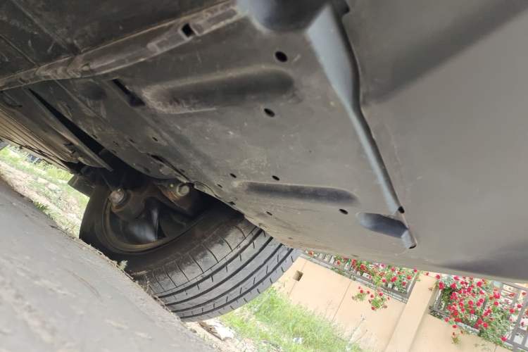 Used Toyota bZ3 2023 616 km Long-Range Premium Chassis Rear Right