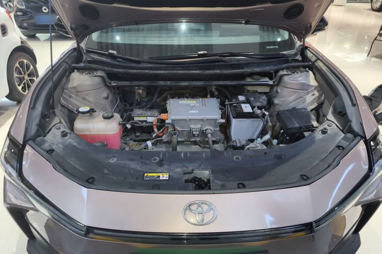 Used Toyota bZ3 2023 616 km Long-Range Premium Engine Bay