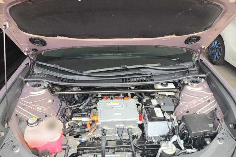 Used Toyota bZ3 2023 616 km Long-Range Premium Engine Bay
