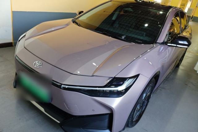 Used Toyota bZ3 2023 616 km Long-Range Premium