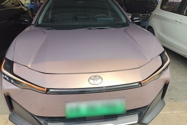 Used Toyota bZ3 2023 616 km Long-Range Premium Front