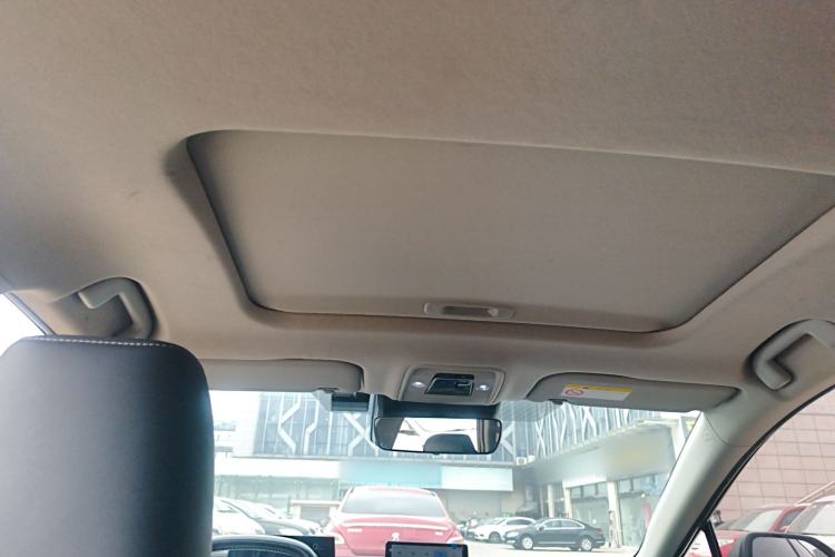 Used Toyota bZ3 2023 616 km Long-Range Premium Headliner