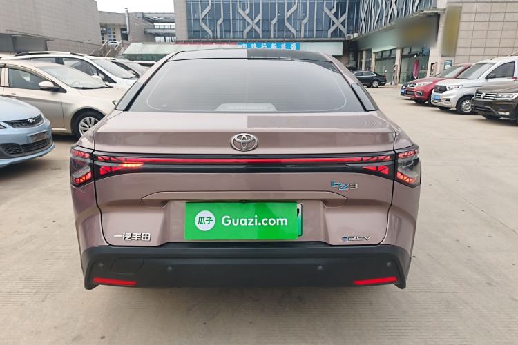 Used Toyota bZ3 2023 616 km Long-Range Premium Rear
