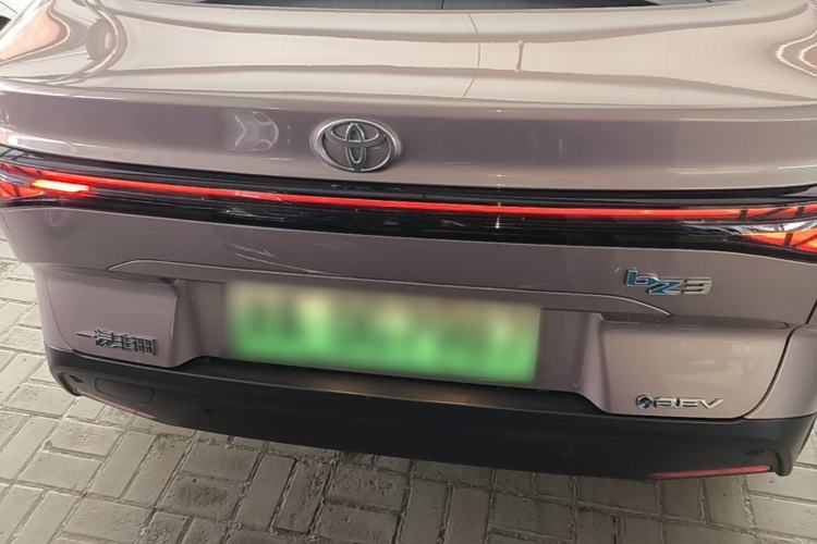 Used Toyota bZ3 2023 616 km Long-Range Premium Rear