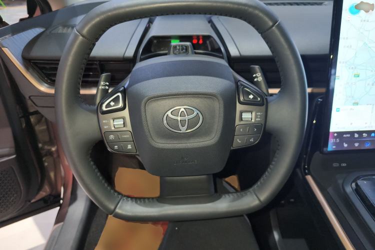 Used Toyota bZ3 2023 616 km Long-Range Premium Steering Wheel