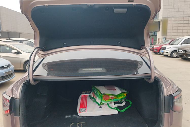 Used Toyota bZ3 2023 616 km Long-Range Premium Trunk