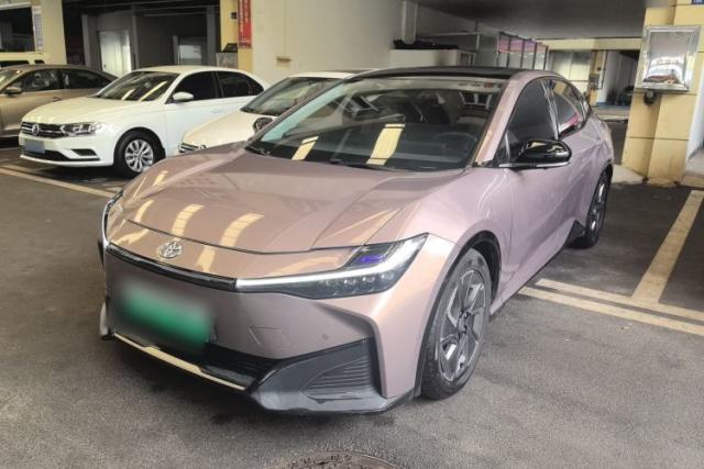 Used Toyota bZ3 2023 616 km Long-Range Premium